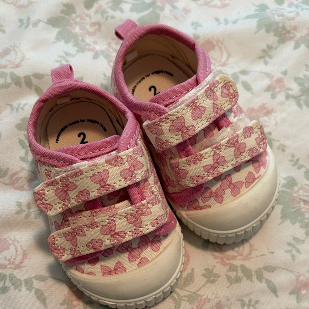 wonder nation Pink Bow-Print Hook & Loop Baby Sneakers